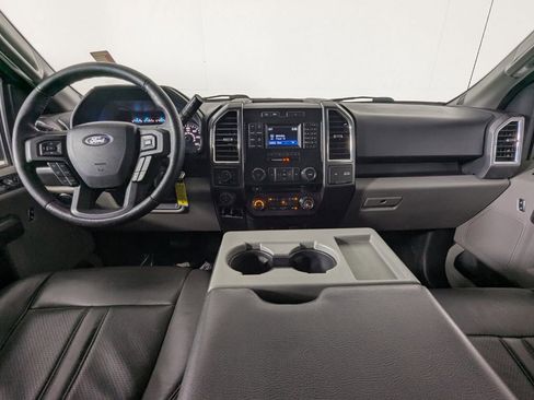 Used 2016 Ford F150 XLT w/ Equipment Group 301A Mid image 15