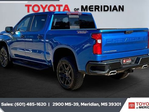 Used 2022 Chevrolet Silverado 1500 LT Trail Boss w/ LT Trail Boss Premium Package image 2