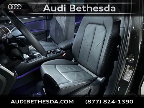 Certified 2025 Audi Q3 2.0T Premium Plus w/ Premium Plus Package image 25