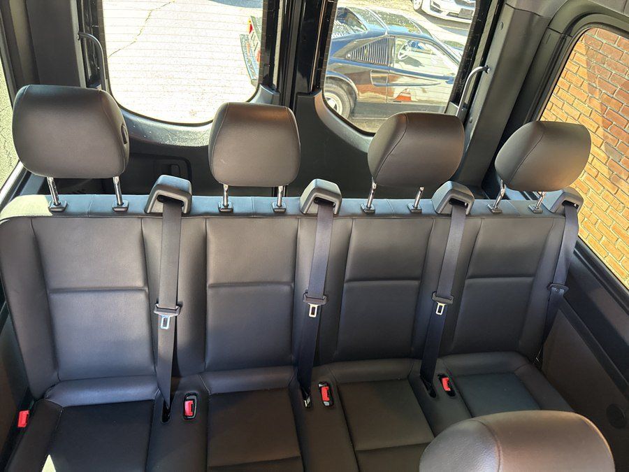 Used 2020 Mercedes-Benz Sprinter 2500 image 26