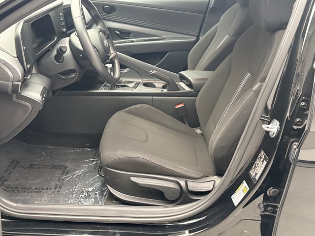Used 2025 Hyundai Elantra Sport w/ Cargo Package FWD image 11