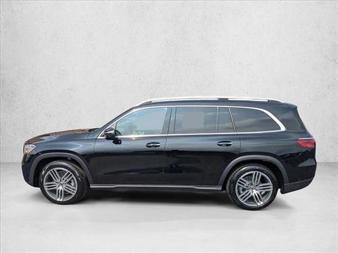 Certified 2025 Mercedes-Benz GLS 450 4MATIC image 8