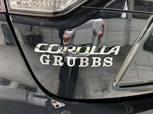 Used 2025 Toyota Corolla SE image 39