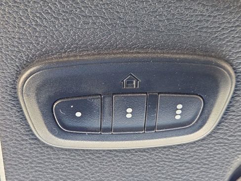 Used 2023 Jeep Wrangler Sport S image 22