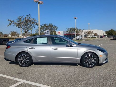 Used 2021 Hyundai Sonata Limited image 3