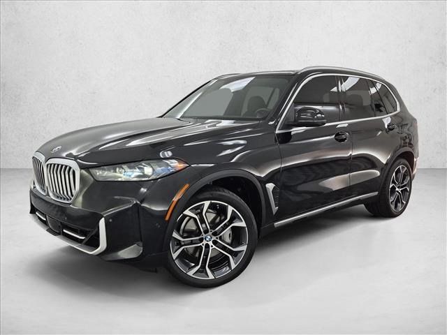 Used 2025 BMW X5 sDrive40i w/ Premium Package RWD image 1