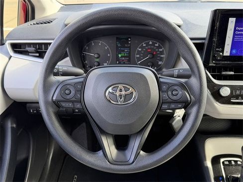 Certified 2025 Toyota Corolla LE image 13