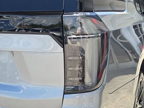 Certified 2025 Chevrolet Tahoe RST w/ RST Capability Package AWD/4WD image 8