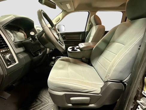 Used 2016 RAM 2500 Tradesman w/ Chrome Appearance Group image 20