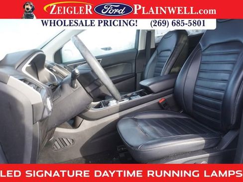 Used 2019 Ford Edge SEL w/ Equipment Group 201A image 12