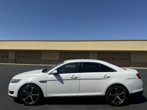 Used 2016 Ford Taurus SEL w/ Equipment Group 201A image 3