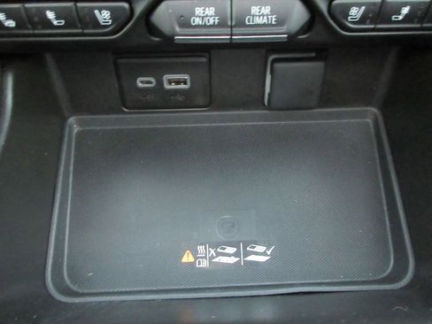 Certified 2023 GMC Yukon XL AT4 w/ AT4 Premium Plus Package image 34