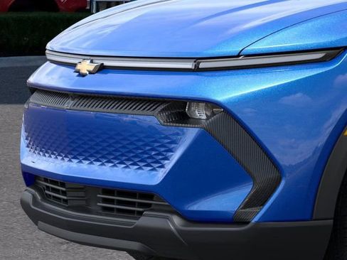 New 2026 Chevrolet Equinox EV LT image 13