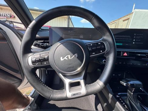 Used 2025 Kia K5 GT-Line w/ GT-Line Premium Package FWD image 27
