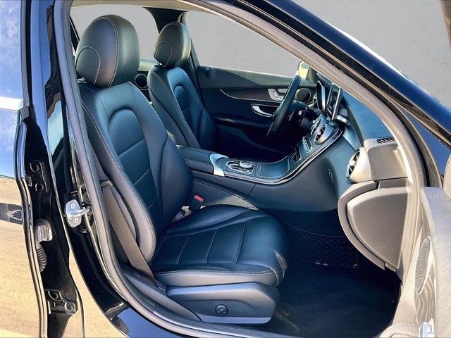 Used 2017 Mercedes-Benz C 300 Sedan image 9