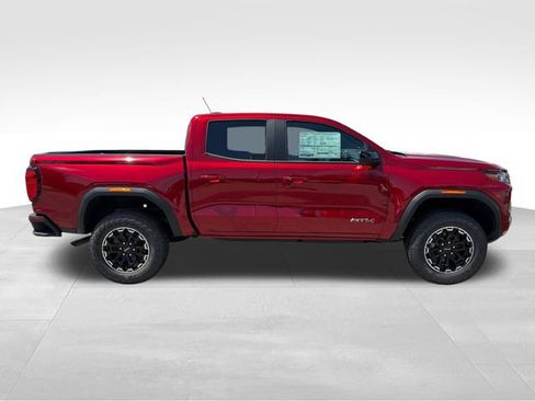 New 2026 GMC Canyon AT4 AWD/4WD image 8