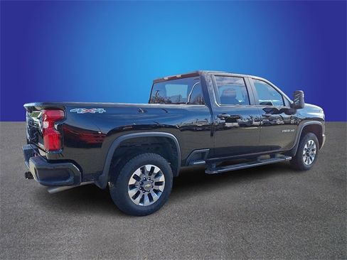 Used 2025 Chevrolet Silverado 2500 Custom image 5