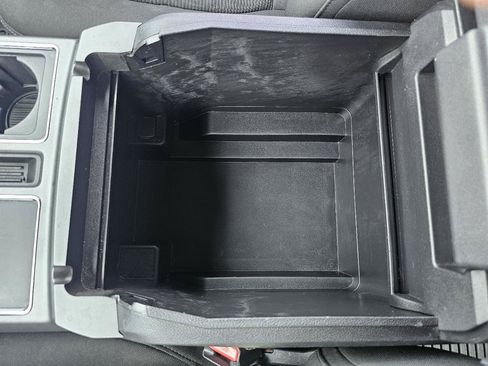 Used 2017 Ford F150 XLT w/ Equipment Group 302A Luxury AWD/4WD image 68