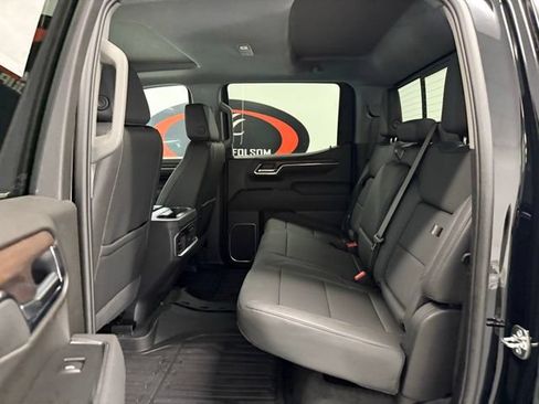 New 2026 GMC Sierra 1500 SLT w/ SLT Premium Plus Package AWD/4WD image 15