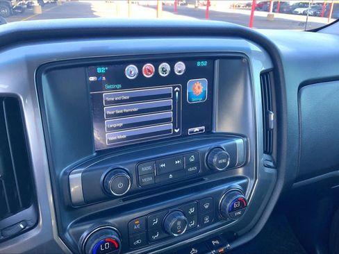 Used 2018 Chevrolet Silverado 1500 LT w/ Texas Edition RWD image 34