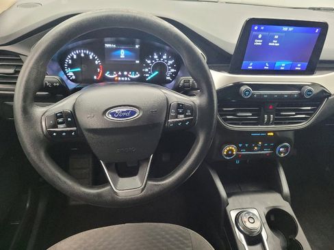 Used 2020 Ford Escape SE image 22