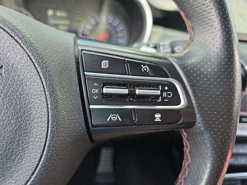 Used 2022 Kia Stinger GT-Line w/ Sun & Sound Package RWD image 20