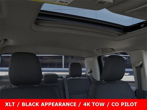 New 2025 Ford Maverick XLT w/ Black Appearance Package image 12