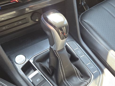 Used 2022 Volkswagen Tiguan SE R-Line AWD/4WD image 29
