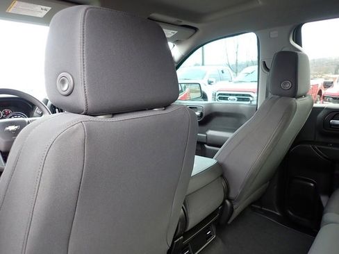 Used 2021 Chevrolet Silverado 1500 Custom image 18