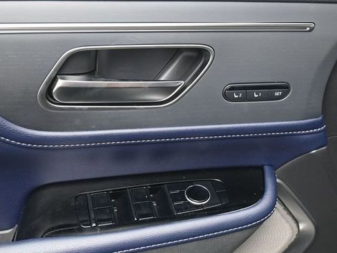 New 2026 INFINITI QX80 4WD image 10