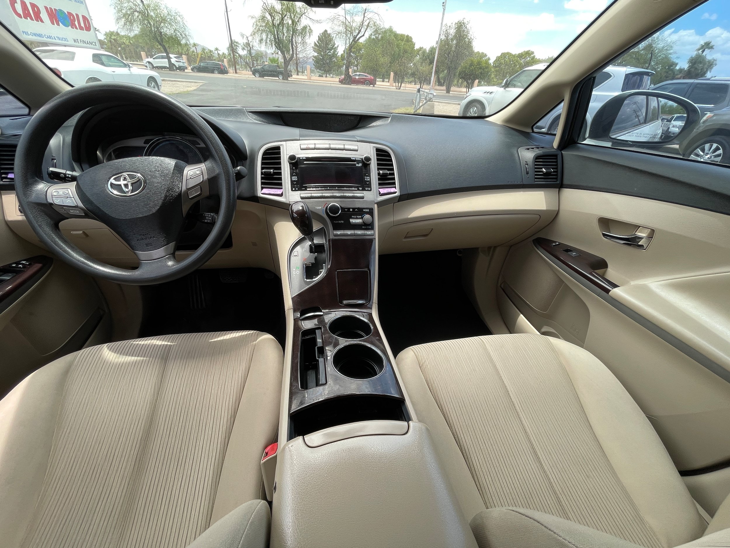Used 2011 Toyota Venza FWD image 17