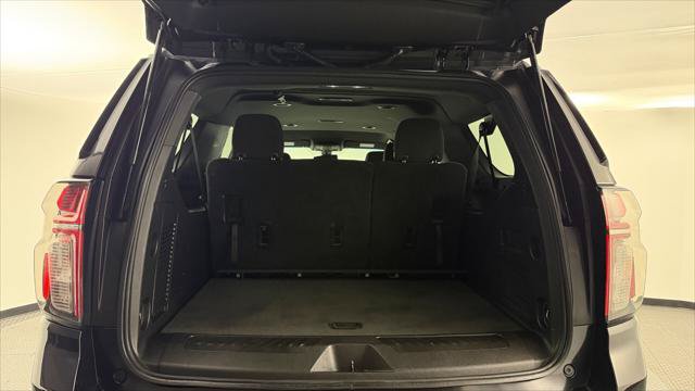 Used 2022 Chevrolet Suburban LS w/ Driver Alert Package AWD/4WD image 17