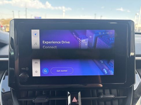 Used 2023 Toyota Corolla Cross LE image 18