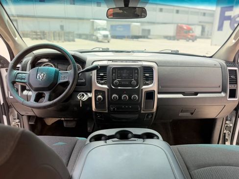 Used 2017 RAM 3500 SLT AWD/4WD image 28
