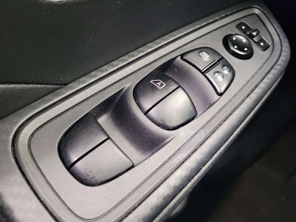 Used 2025 Nissan Versa S w/ Trunk Package FWD image 27