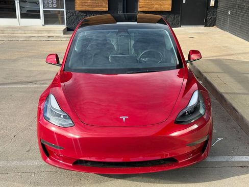 Used 2023 Tesla Model 3 Standard Range image 8