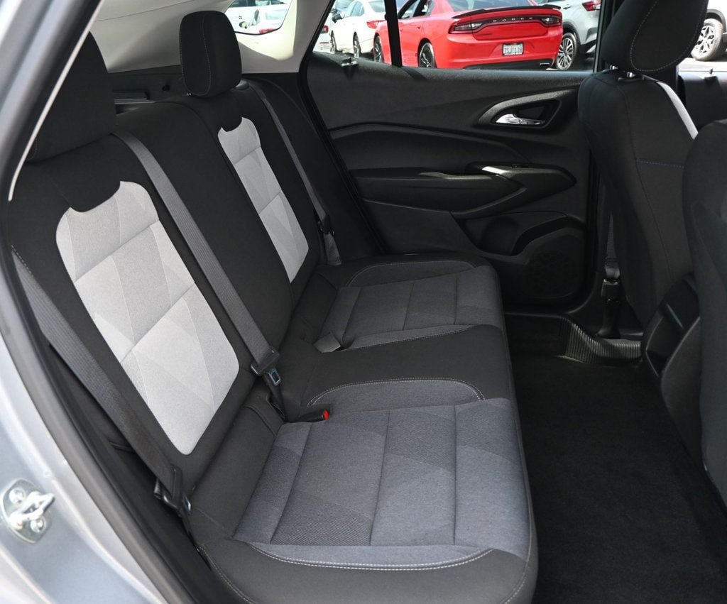 Used 2024 Chevrolet Trax LS w/ Driver Confidence Package FWD image 15