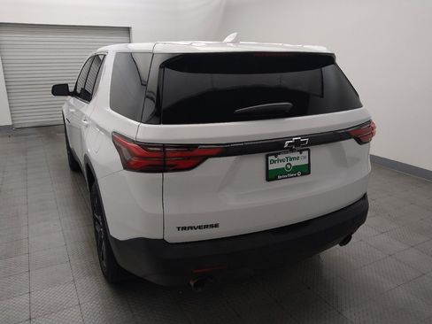 Used 2022 Chevrolet Traverse LS w/ LPO, Blackout Package FWD image 6