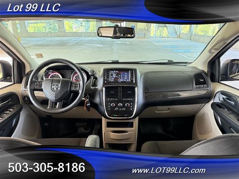 Used 2018 Dodge Grand Caravan SE w/ Power Convenience Group I FWD image 16