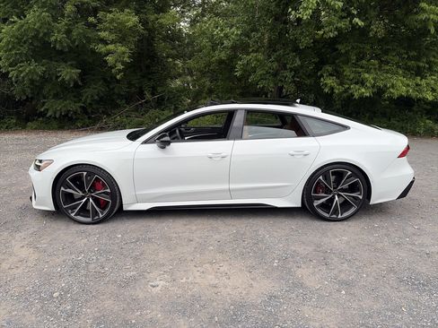 Used 2022 Audi RS 7 Sportback AWD/4WD image 8