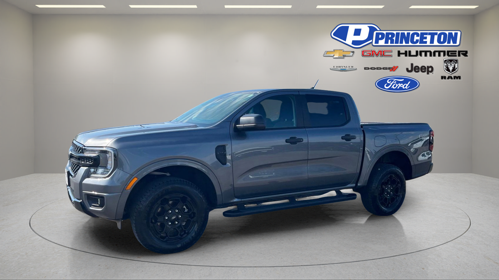 Used 2025 Ford Ranger XLT w/ FX4 Off-Road Package AWD/4WD image 4