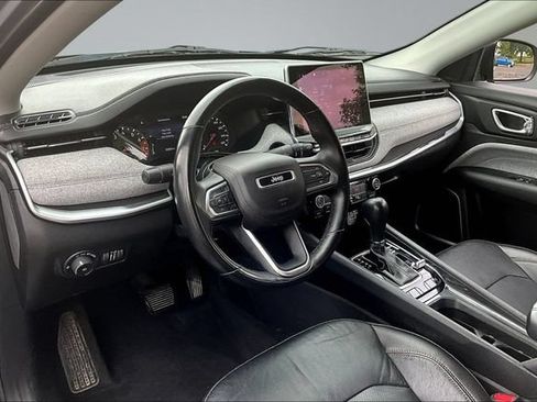 Used 2022 Jeep Compass Latitude AWD/4WD image 17