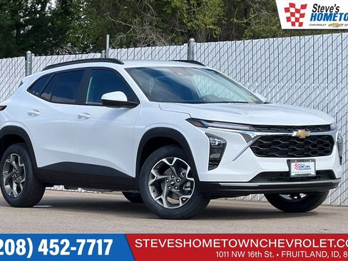 New 2026 Chevrolet Trax LT w/ LT Convenience Package FWD image 1
