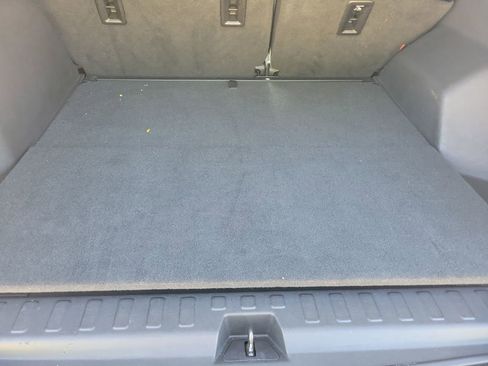 Used 2019 GMC Terrain SLT w/ Preferred Package image 12