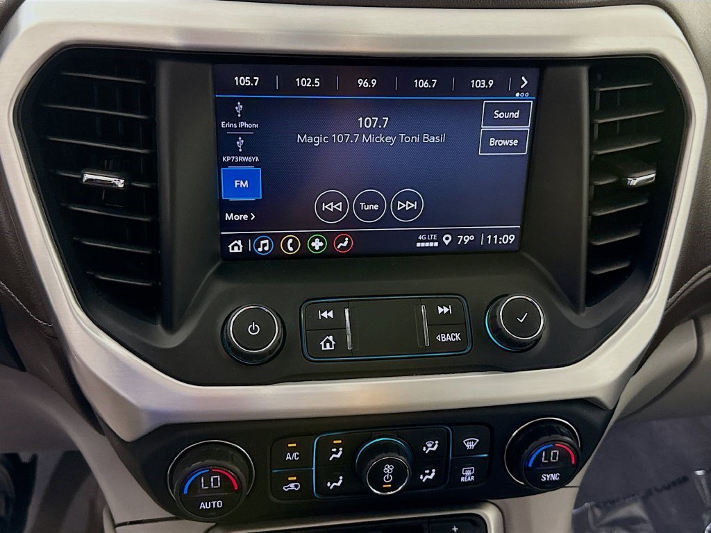 Used 2022 GMC Acadia SLE FWD image 17