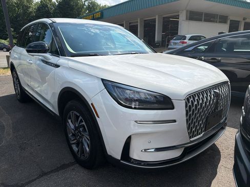 Used 2023 Lincoln Corsair AWD w/ Equipment Group 101A image 3