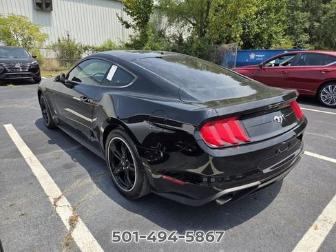 Used 2020 Ford Mustang Coupe RWD image 7