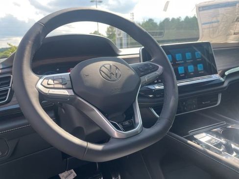 New 2026 Volkswagen Atlas SEL Premium R-Line image 38