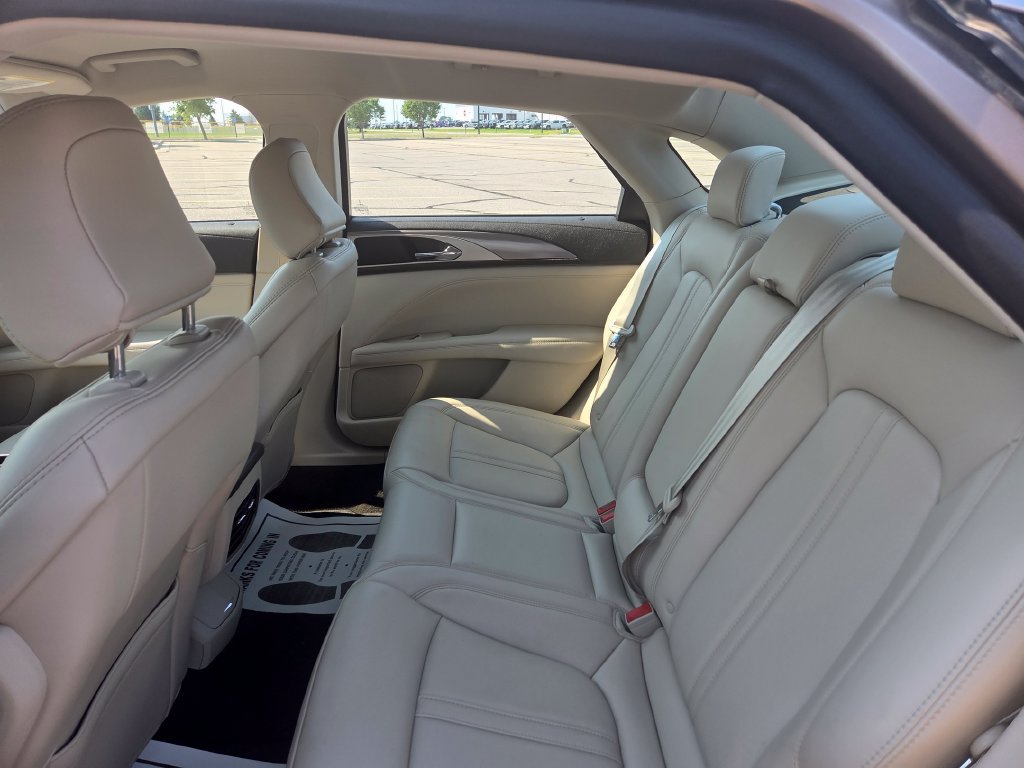 Used 2020 Lincoln MKZ AWD w/ Convenience Package image 46