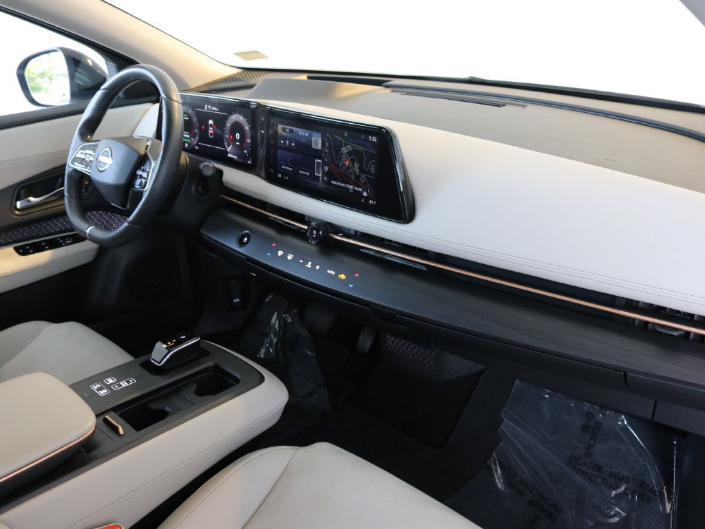 Used 2024 Nissan Ariya AWD image 47